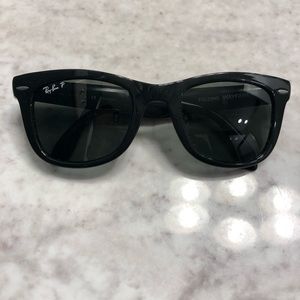 Folding Ray-ban wayfarers